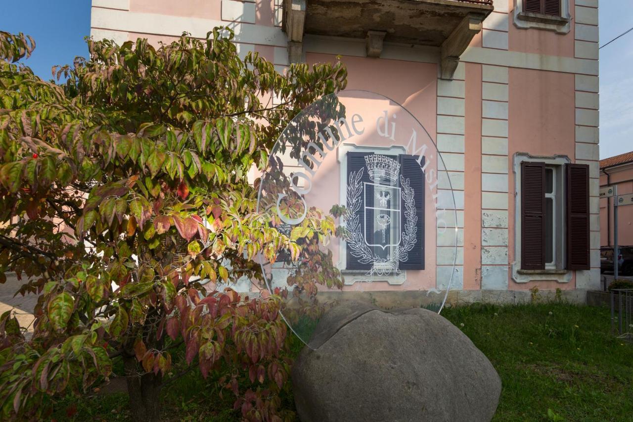 Hotel Casa Nel Rustico Foresteria Lombarda Misinto Exterior foto